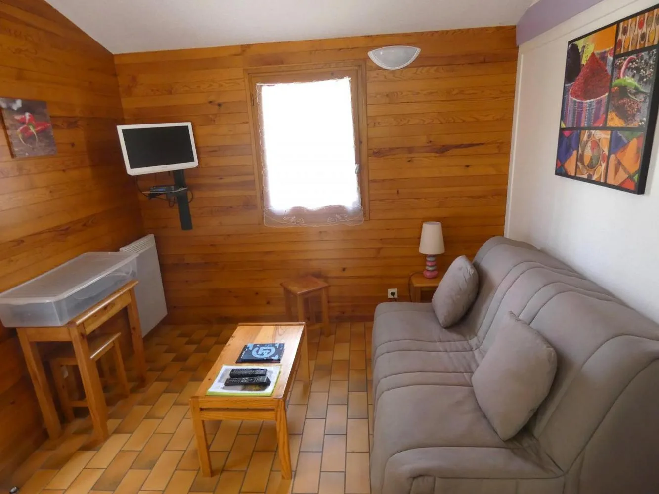 10221-2-09718ea480ab4c94b2b75a54fc196d56