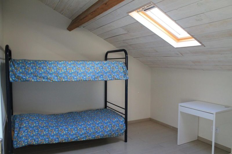 111-airial-thoumazic-azur-bnb1-HLOAQU040V50QGMO-size2048