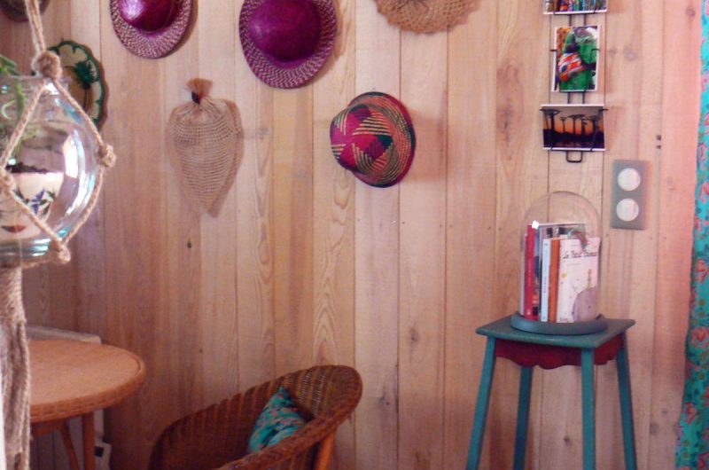 124-souvenirs-denfance-bnb1unit2-HLOAQU040V502XK2-size2048