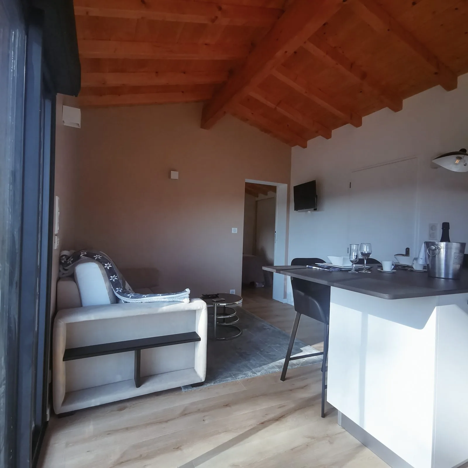 1FD7C98E-70AC-4CF7-AD31-4F71C434A23F