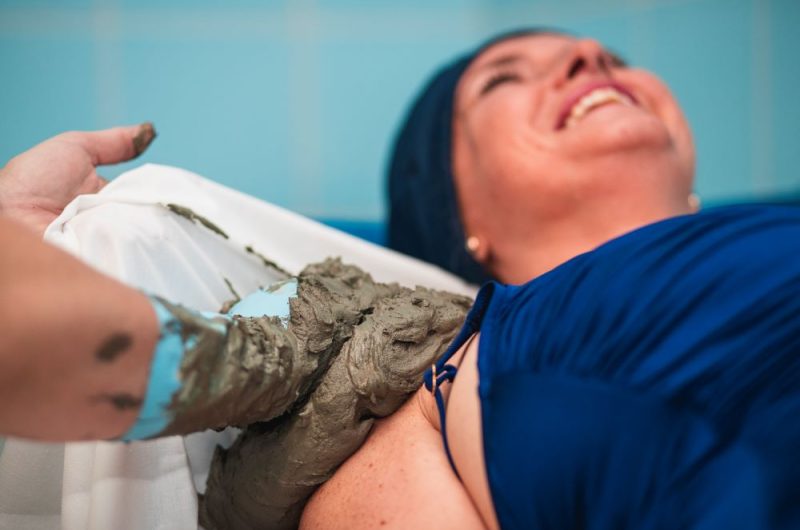 2018_10_26_Thermes_Bérot_Application_Boue_ (8) Crédit Julien Bacot