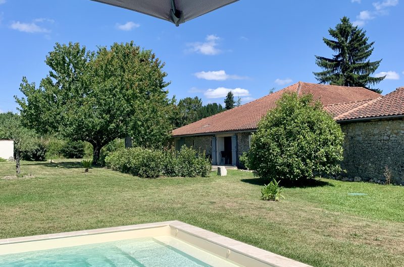 2024 – CREO – La grange du Poutic – Piscine – © Le Poutic