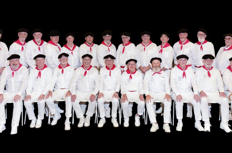 2026-03-27-Adishatz-groupe-fond-noir