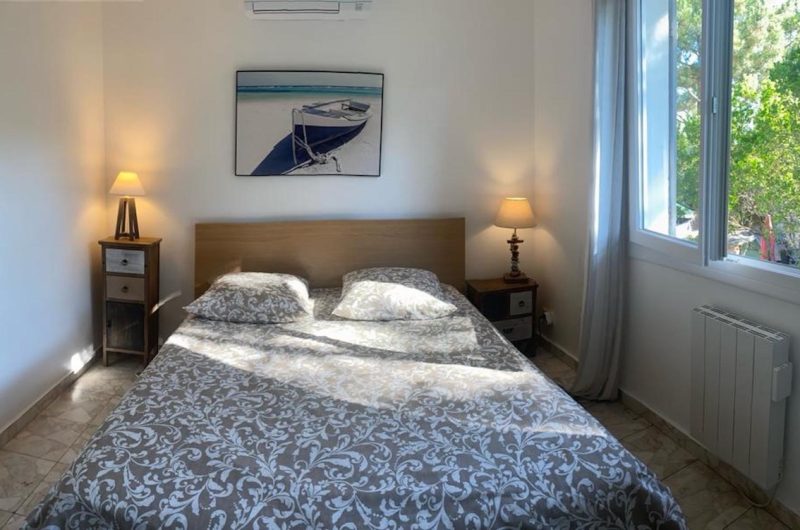 21. chambre 6 Barque sur le sable