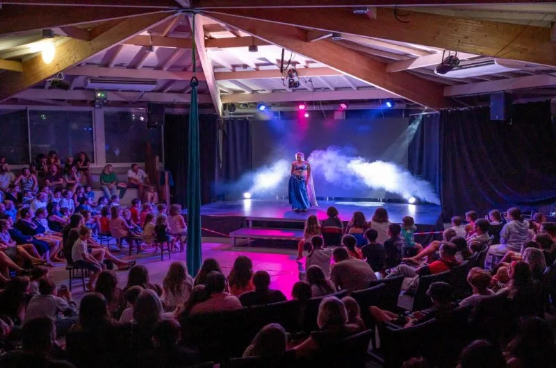 381_Camping_Landes_Ciela_Village_Lac_de_Biscarrosse_Spectacle