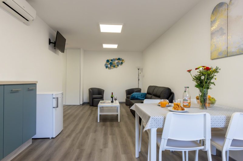 408A8019-Enhanced-NR