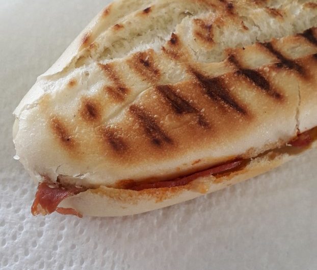 667617-snack-festif-panini