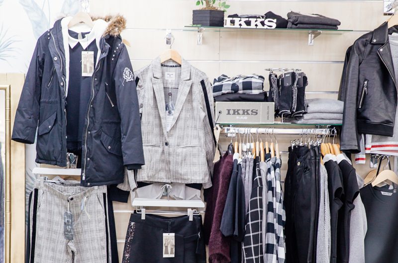 737972-graffitis-agence-les-conteurs-9