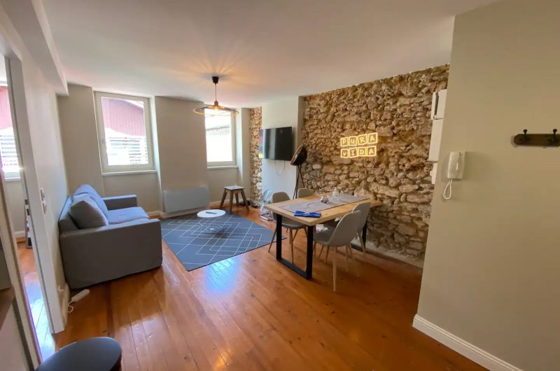 805218-f67de117-b5cb-44f0-a49e-3e76c68d1fe6-copie