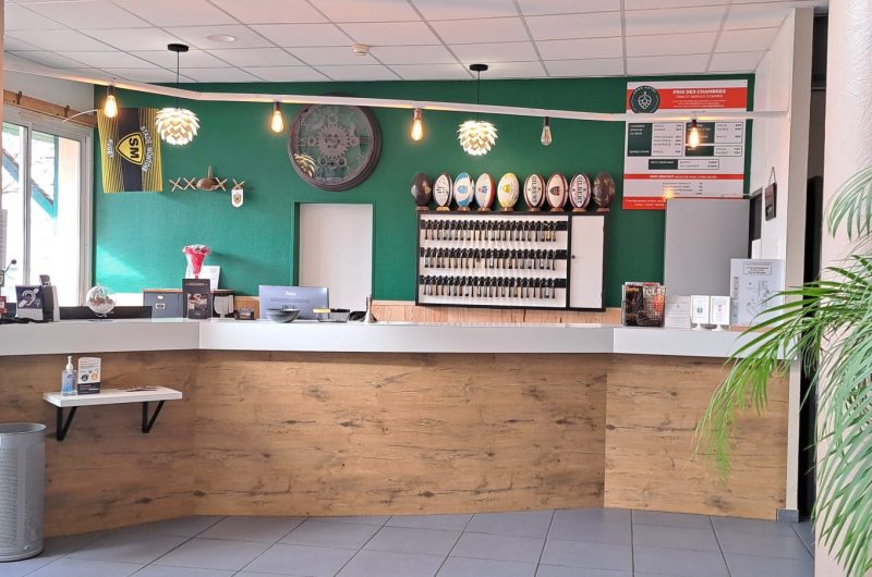 817385-abor-hotel-reception2-2024