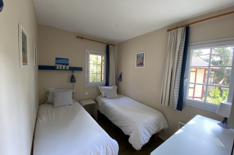 9 – Chambre 2-op
