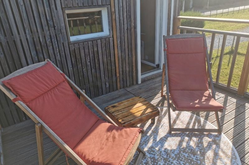 A l’orée des acacias terrasse ©Préjean Tharaud