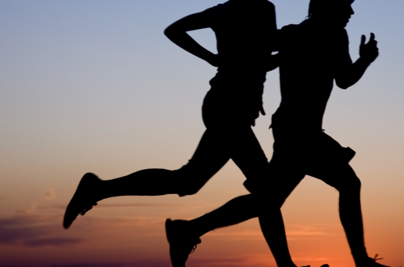 Affiche événement course à pied marathon moderne photo blanc et jaune fluo   – 1