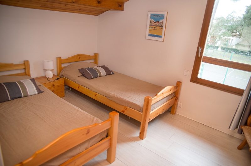 BACKELANDT–6-