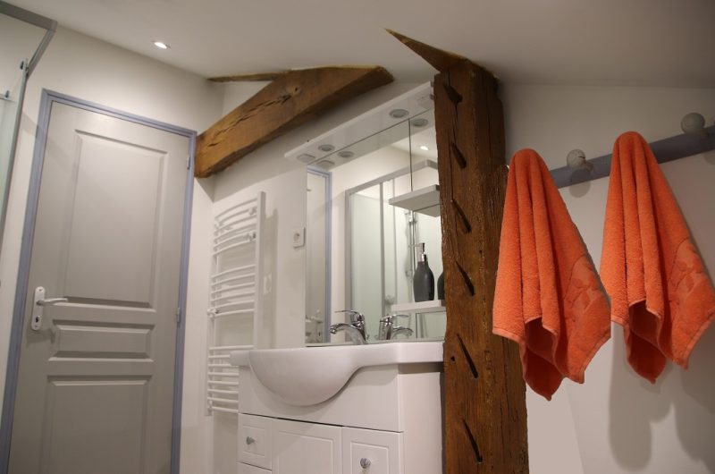 Barrouilhet Grange – salle d’eau privative