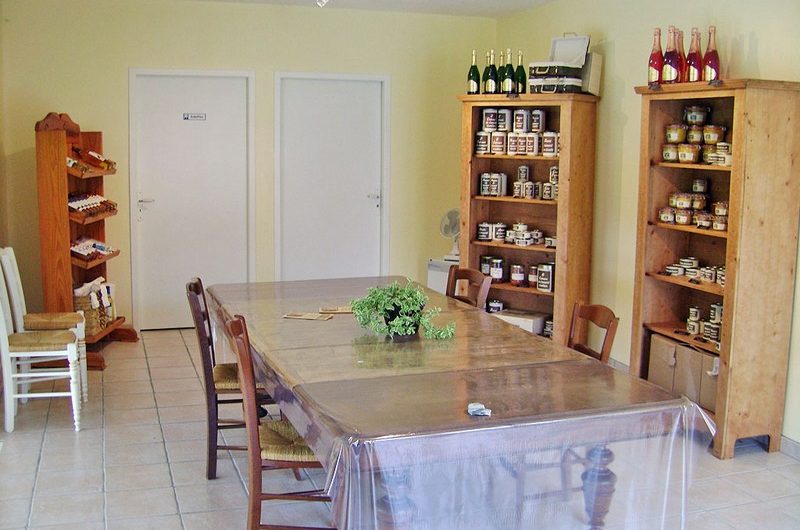 Boutique-Ferme-Moulie-2