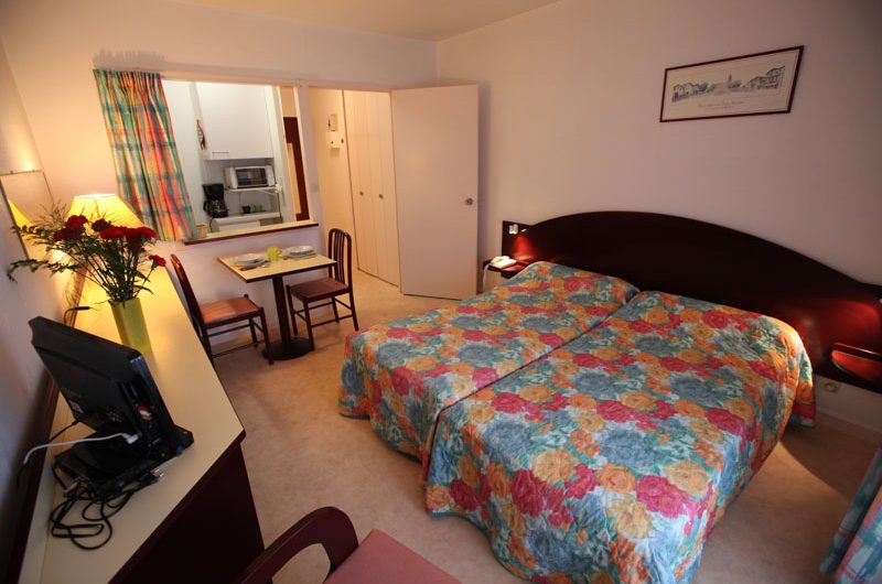 COUSSAU—Res.-Thermale-de-Borda-n-47–2-