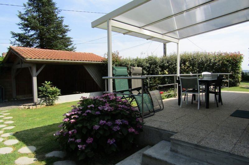 Dehez 2 – terrasse abri