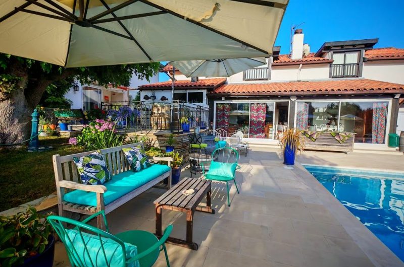 Domaine-de-Millox-TS2026-terrasse