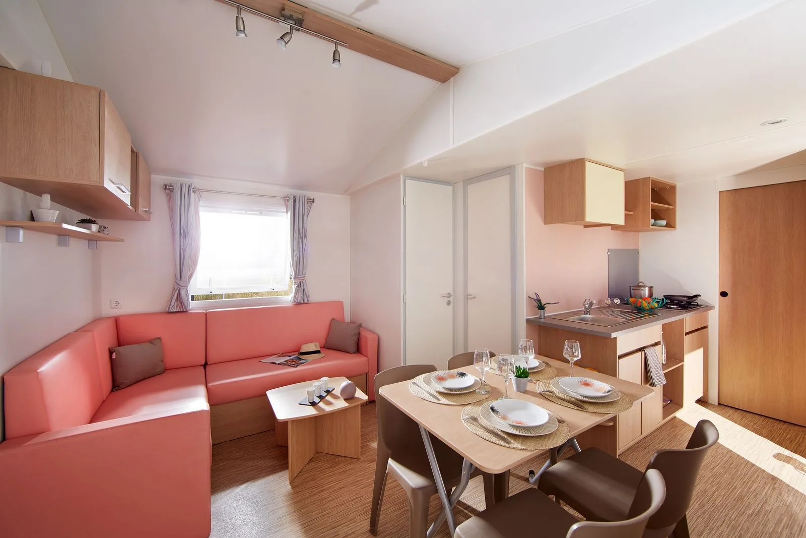 EVO-29-SALON-CUISINE–1600×1200-