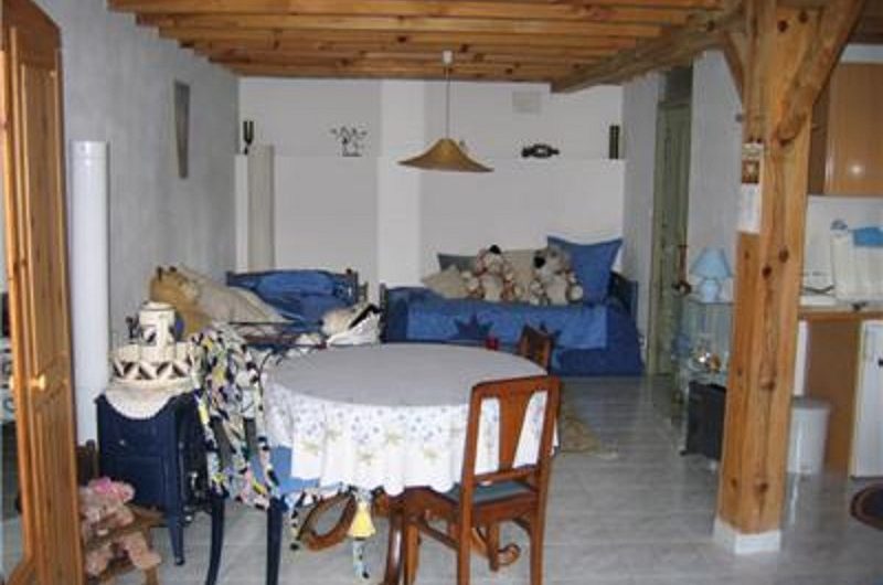 HLOAQU040FS00677-b7