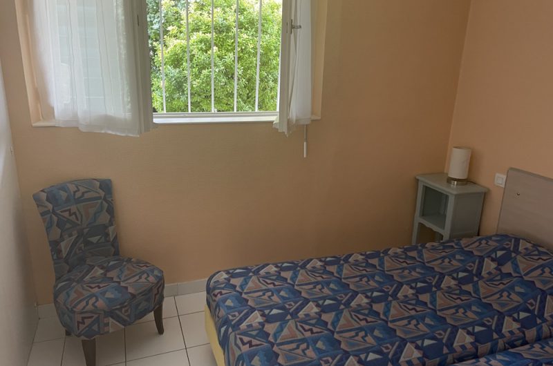 IMG_6696-CHAMBRE FENETRE