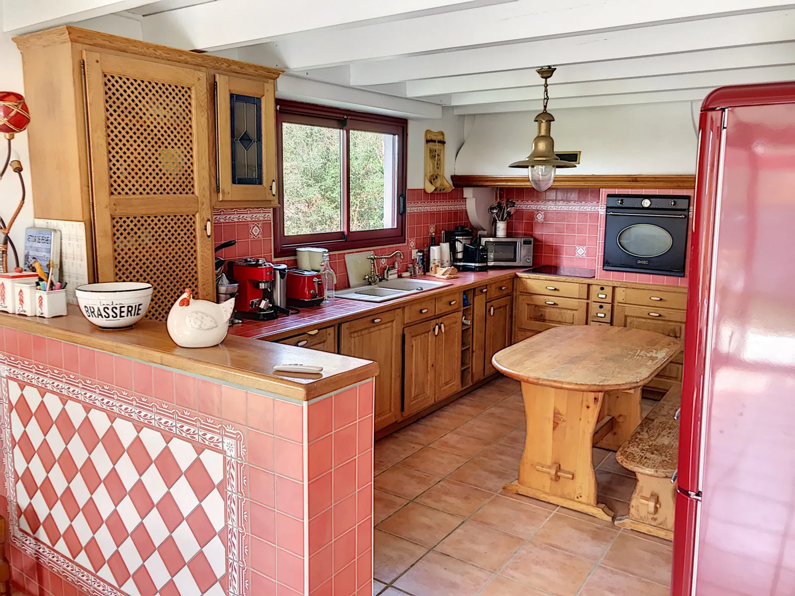 KERISIT-1614258156-1614259521-59539-c8dee3e