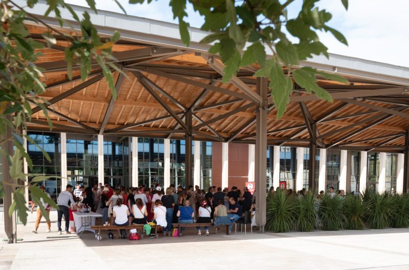 LES HALLES GOURMANDES_La vuelta