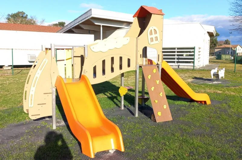 LIT_Aire de jeux skate park TS2