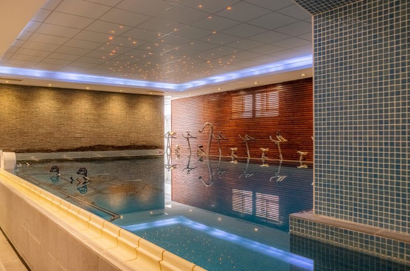 Les thermes de l’avenue HD-98