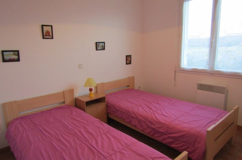 Lestage rouge – chambre 2lits 1pers