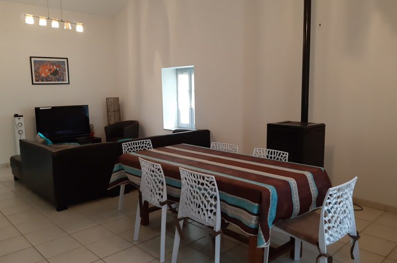 Noyer Maison du meunier – séjour entrée