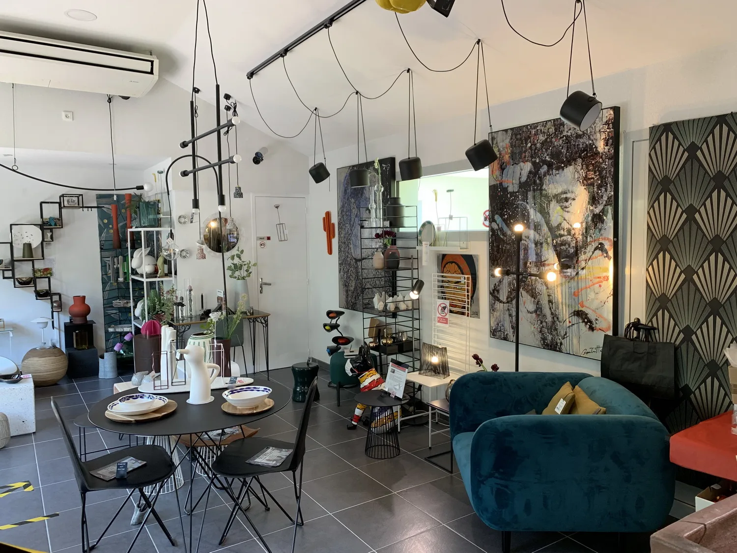 OfficeTourismeHOS 9Small