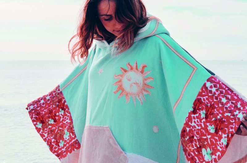PHOTO PONCHO ANFIBI CHLOÉ