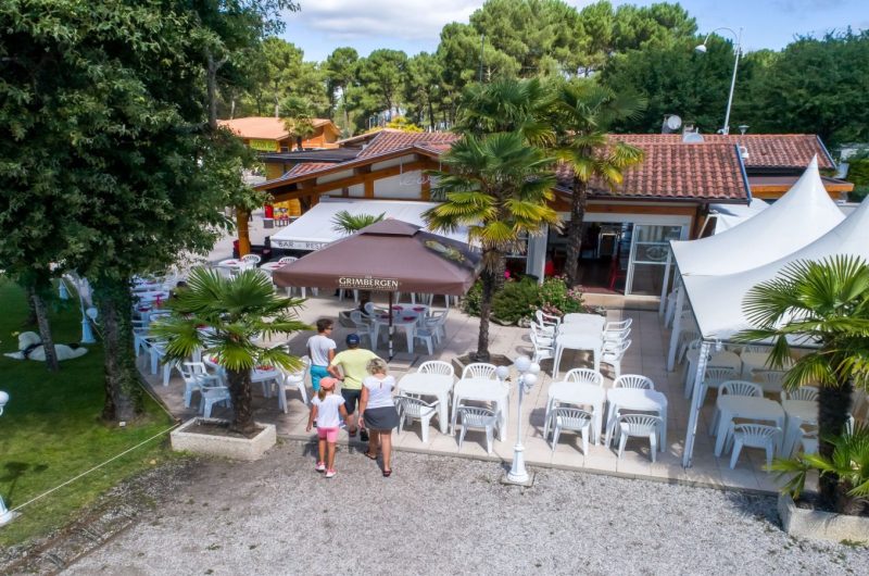 Resto Les Ecureuils terrasse