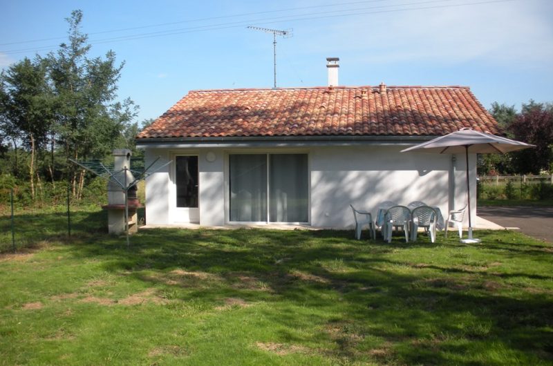 Roquelaure – jardin vue séjour