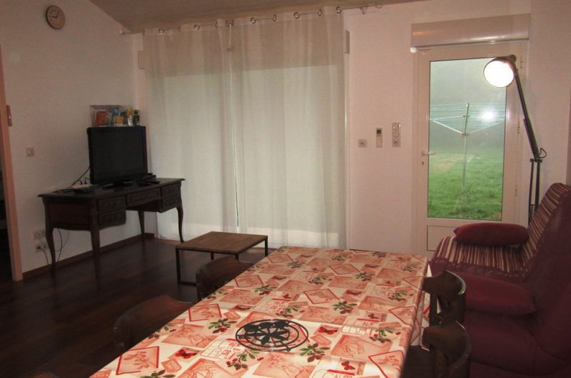 Roquelaure – salon terrasse