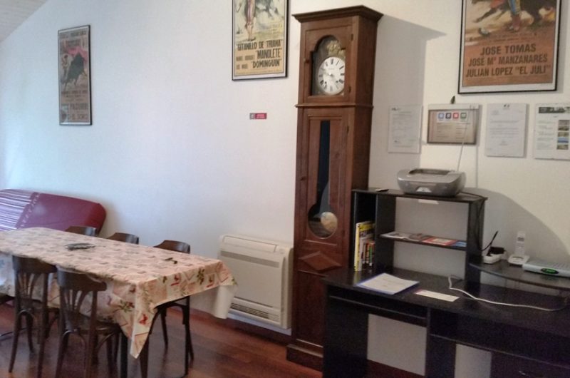 Roquelaure – séjour coin bureau
