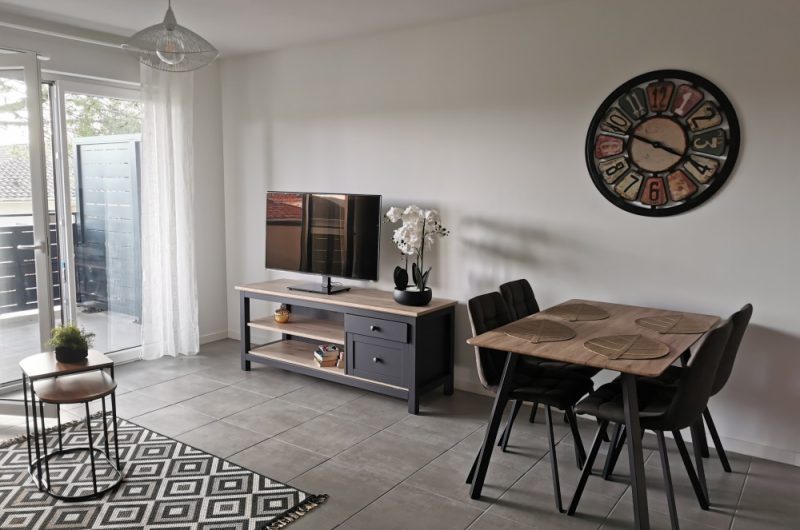 SALON – COIN REPAS