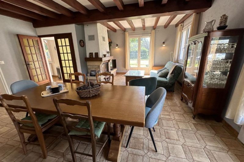 SALON SALLE A MANGER