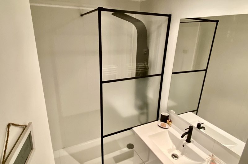 Salle d’eau appartement 8