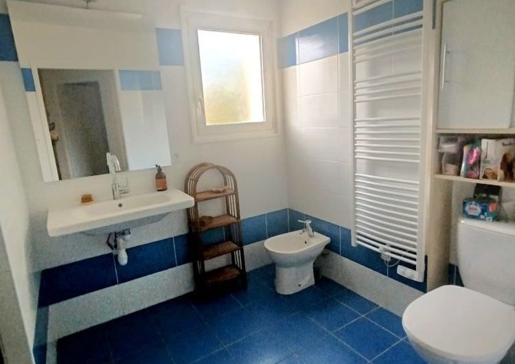 Salle de bain PMR ter