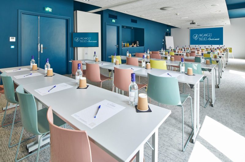 Salle-reunion-Splendid-Hotel4-C-JPEG-STUDIOS-2