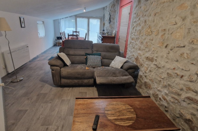 Salon 2 gîte Lotus ©Houache