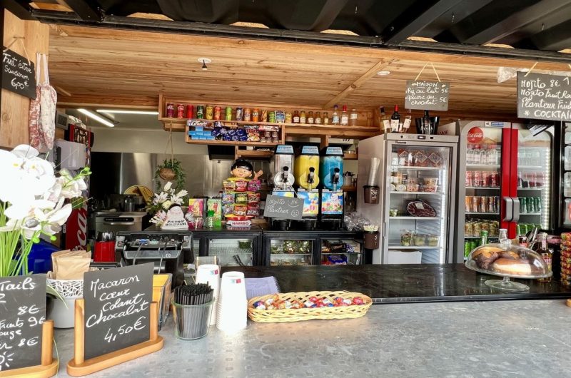 Snack au Bord de l’O locals