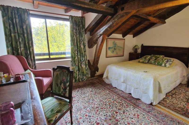 TSDomaine-de-millox_chambre-amarante