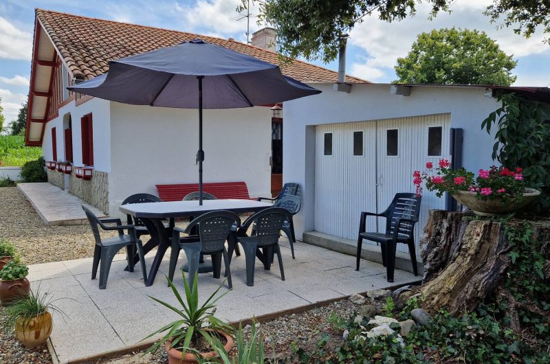 Terrasse maison du coucou