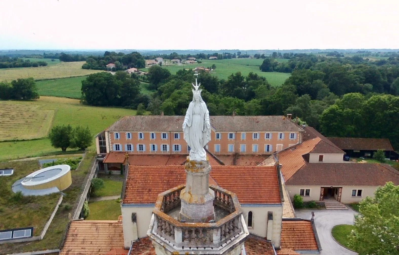 Vierge Notre Dame de Maylis