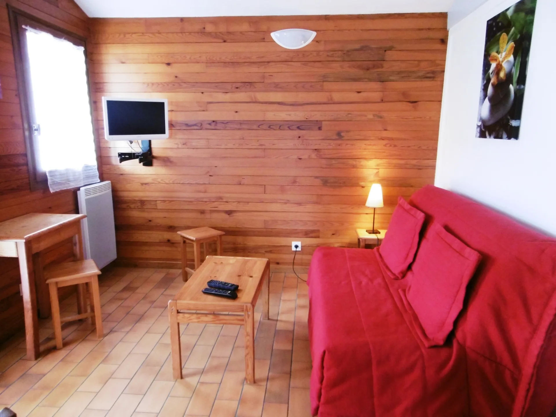 coin-salon-gite-aubepine-brocas-les-forges-landes-de-gascogne-gites40-10217