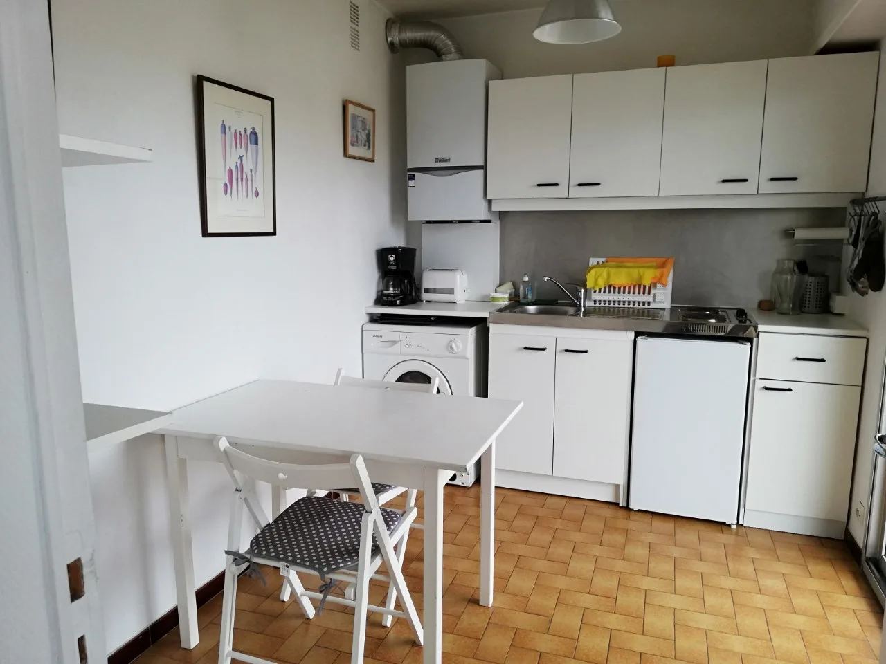 cuisine-1-493d2f907d014f64a2355d150a477212